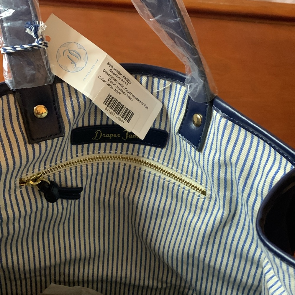 Draper James Hello Sugar Tote NWT - Picture 6 of 8